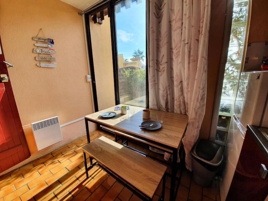 Studio De 23 M2 Avec Jardinet 400M De La Plage Le Barcarès Exteriör bild