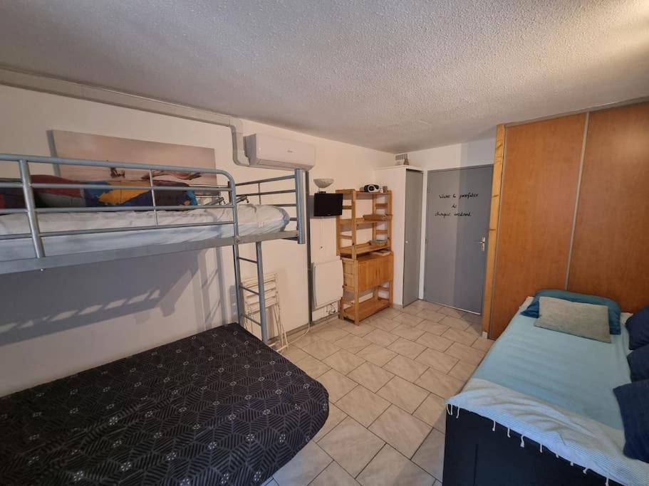 Studio De 23 M2 Avec Jardinet 400M De La Plage Le Barcarès Exteriör bild